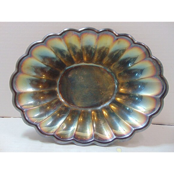 Reed & Barton #113 Holiday Pattern Oval Scallop Silverplate 10.5" Serving Dish - Picture 2 of 9